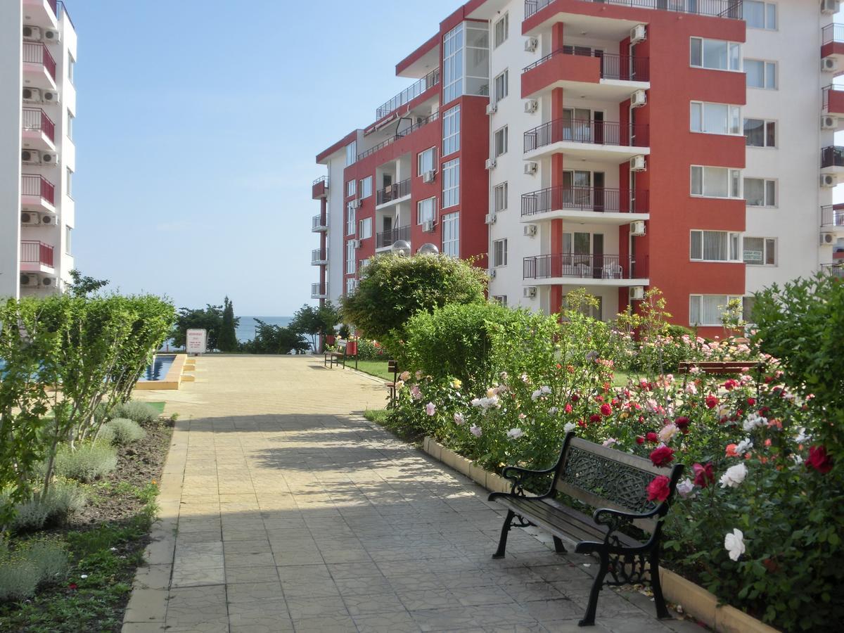 Sea View Apartment, Panorama, Pools And Beach, Sveti Vlas Buitenkant foto